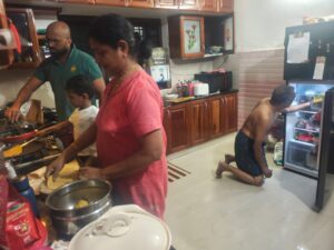 മല്ലിപ്പെണ്ണും മഞ്ഞൾ സുന്ദരിയും